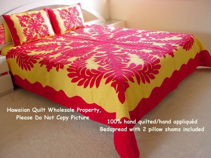 Queen bedspread<br> 2 pillow shams included<br>(Superior Materials)