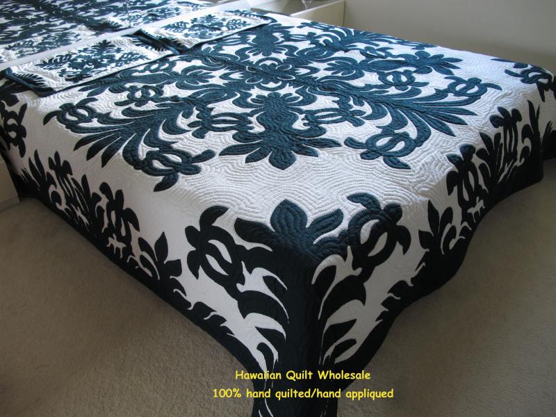 Sea Turtles-DG<br> 2 pillow shams included<br><font color=red>Super Fine Materials</font>