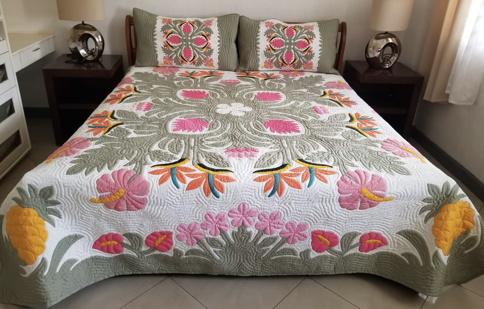 Pineapple Tropical Flowers CG